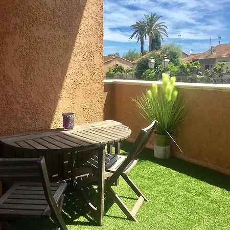Apartman Superbe Duplex De 75m2, Au Centre Ville De Tropez